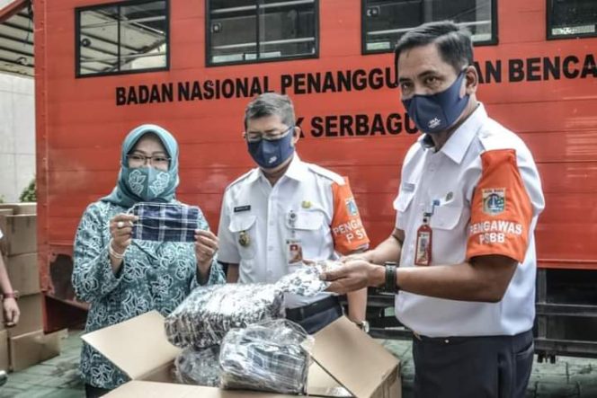 
					BPBD DKI Salurkan Masker 192.000 Untuk Warga Jaksel