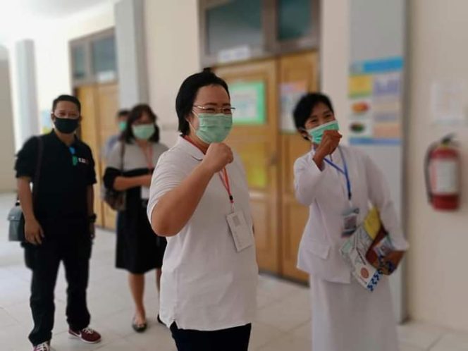 
					Dua Paslon Bupati/Wakil Bupati Morut Jalani Tahapan Proses Pemeriksaan Kesehatan