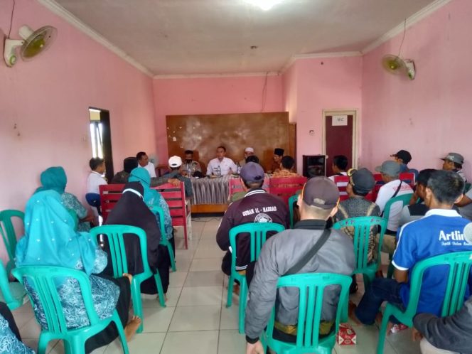 
					Pemdes Mekarlaksana Sindangbarang Gelar Pembinaan Kapasitas Perangkat Desa