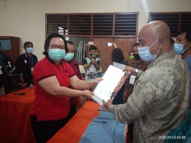 
					KPU Kab.Morut Menyatakan Dokument Ke-Dua Paslon Bupati/Wakil Bupati Memenuhi Persyaratan