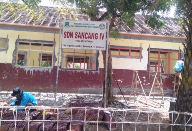 
					Gedung SDN 4 Sancang Garut Direhab