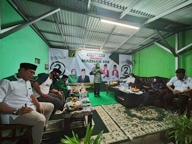 
					Makin Mantap, Idris-Imam Didukung Relawan Mazhab HM