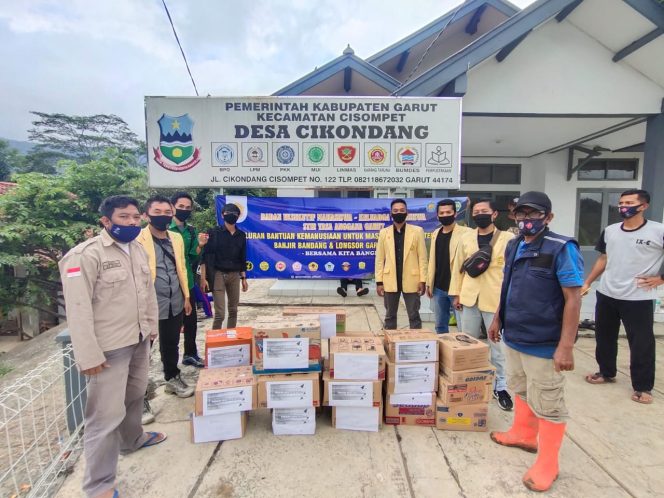 
					Mahasiswa STIE Yasa Anggana Garut Salurkan Bantuan Korban Bencana Tanah Longsor di Desa Cikondang