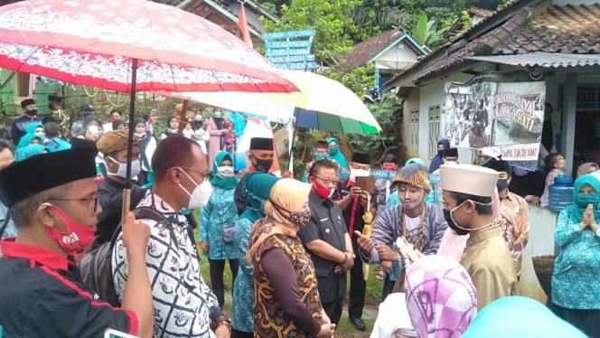 
					Kp Gandasari Desa Ciawi Dikunjungi Tim Penilai Kampung Sehat Kab Tasikmalaya