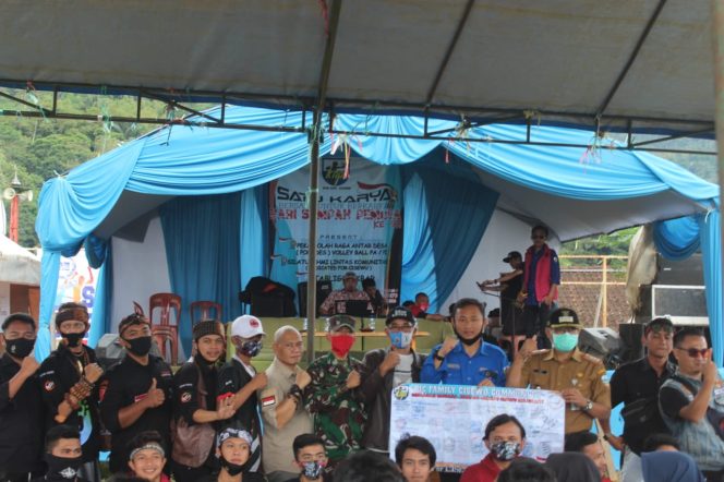 
					Peringati Sumpah Pemuda: Komunitas Cisewu Garut Deklarasi Bangkit dan Bersatu Bangun Cisewu