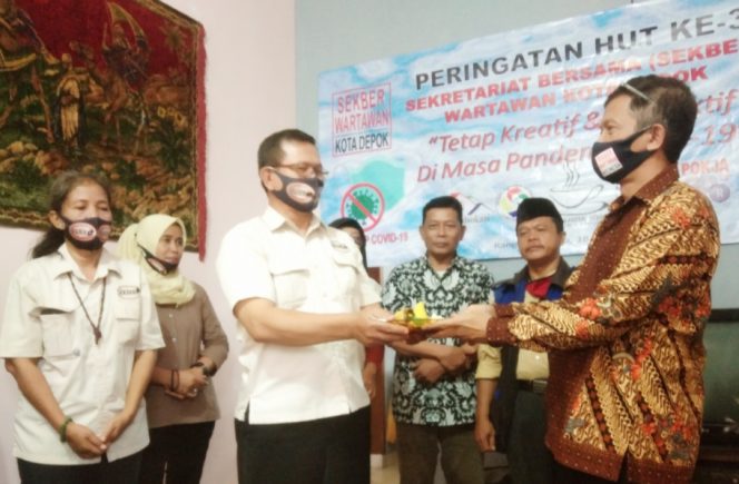 
					HUT Sekber Wartawan Kota Depok Ke 3 Banjir Ucapan