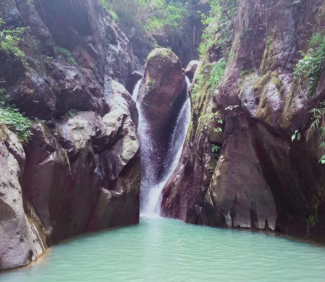 
					Liburan, Yu Kunjungi Curug Rahong Cisewu Garut