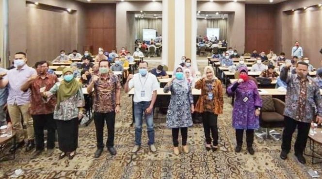 
					52 Pengurus Koperasi Karawang Ikut Pembinaan Management Kewirausahaan