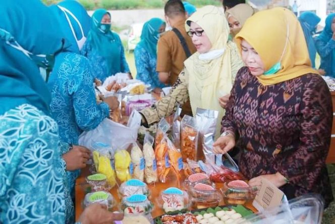
					Kecamatan Cijambe Subang Gelar Festival Panganan Berbahan Singkong