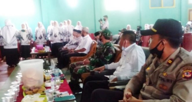 
					Korwil Pendidikan Bungbulang Garut Peringati HUT PGRI -75 dan Hari Guru Nasional