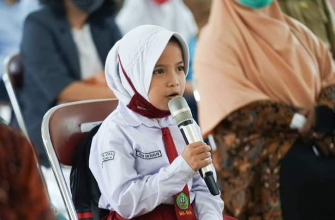 
					Pemkot Sukabumi Salurkan Kartu Cerdas Senilai 2,6 Miliar