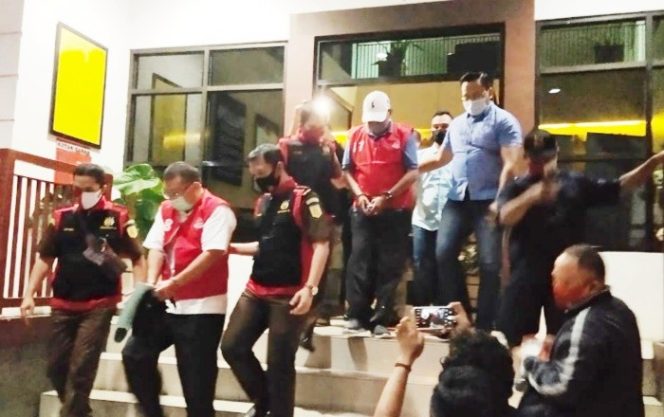 
					Kejari Bangil Jebloskan Tersangka Kasus Galian C TKD Desa Bulusari