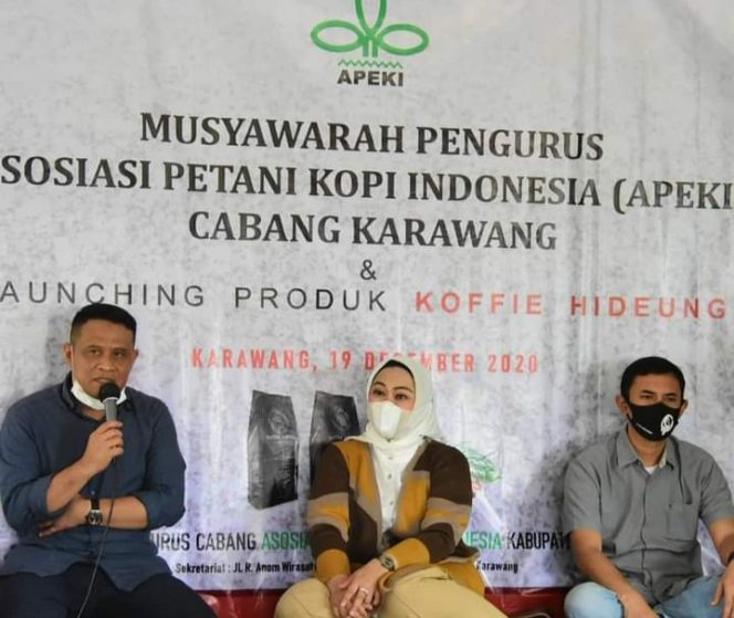 
					Luncurkan Produk Koffie Hideung: Asosiasi Petani Kopi Cabang Karawang Terbentuk