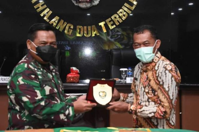 
					Pangdam III Siliwangi: Land Clearing Diperlukan Dalam Rangka Meningkatkan Ketahanan Pangan