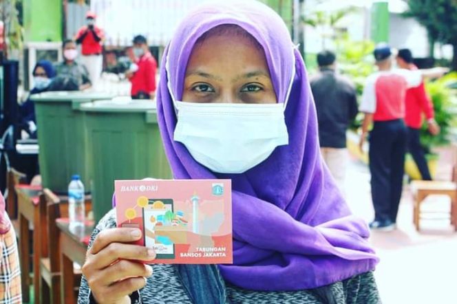 
					Seribu Warga Jagakarsa Jaksel Terima BST