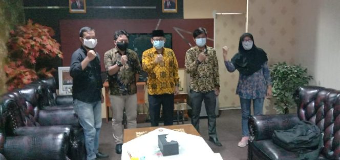 
					Ketua DPRD Depok Sambut Baik Rengiat Peringatan HPN 2021 Sekber Wartawan