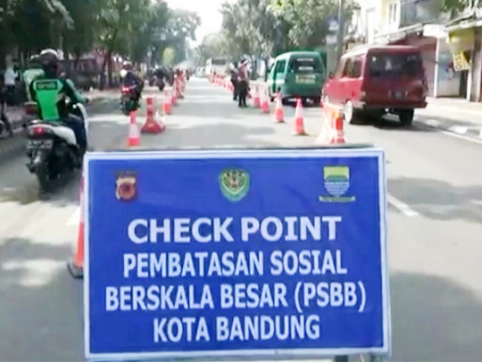 Zona Merah Covid-19: Keluar Masuk Kota Bandung Ribed, Simak Aturannya