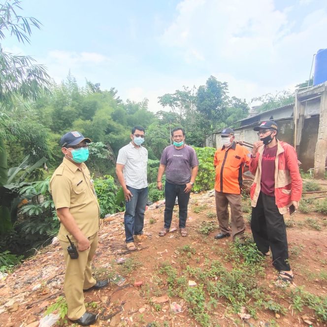 
					Pihak Pemkot Tinjau Lokasi Pembuangan Sampah yang Dikeluhkan Warga PDM