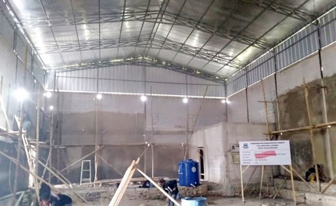 
					Desa Nyalindung Cisewu Bangun GOR 300 Juta