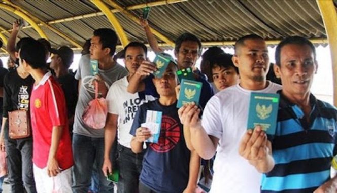 
					1.723 Orang Pekerja Migran Indonesia Di Negara Oman Bermasalah