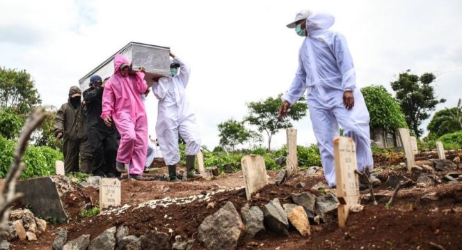 
					Dianggarkan Dari BTT: Honor PHL Jenazah TPU Cikadut 2,6 Juta