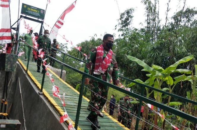 
					Pangdam Siliwangi Resmikan Jembatan Gantung Cipunaga Jolok Pameungpeuk Garut