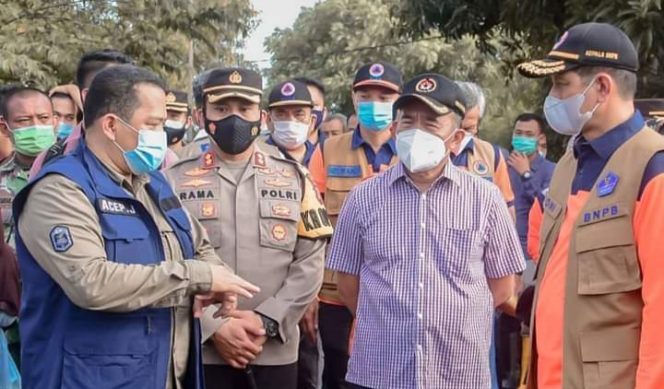 
					BNPB Bantu 500 Juta Dana Siap Pakai Tanggulangi Banjir Karawang