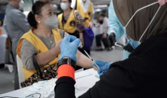 
					1000 Tokoh Lintas Agama Divaksin