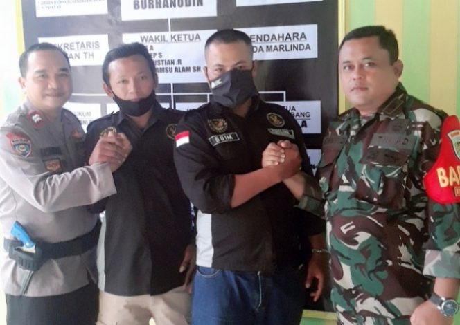 
					LSM GNRI 88 Purwakarta Terus Bersinergi Bersama TNI-Polri