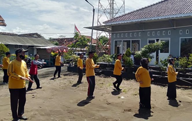 
					Usai Divaksin,Perangkat Desa Ciheras Cipatujah Joging Bersama