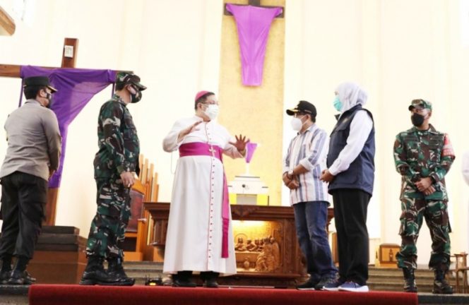 
					Forkopimda Jatim Tinjau Gereja Katedral di Surabaya dan Malang