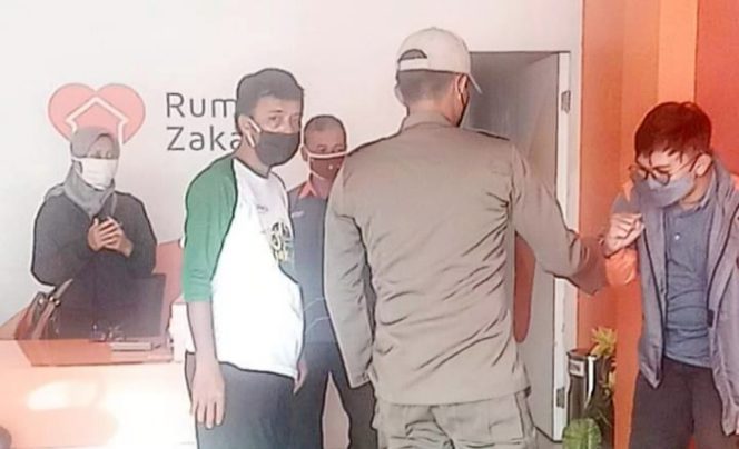 
					Kelurahan Grogol Utara Jaksel Ops Tibmask Bareng TNI Polri