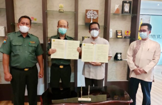 
					Upaya Pengembangan SDM, Perhutani Jatim MOU Dengan Unej