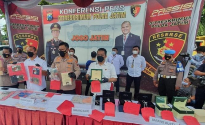 
					Tersangkanya Perempuan, Polda Jatim Ungkap Penipuan Investasi Pembebasan Lahan