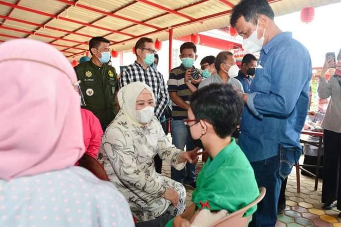 
					7.000 Vial Vaksin Tiba Dari Tanjung Pinang Ke Batam