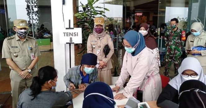 
					Mall dan Kampus Jadi Tempat Vaksinasi Usia 18 di Jaksel