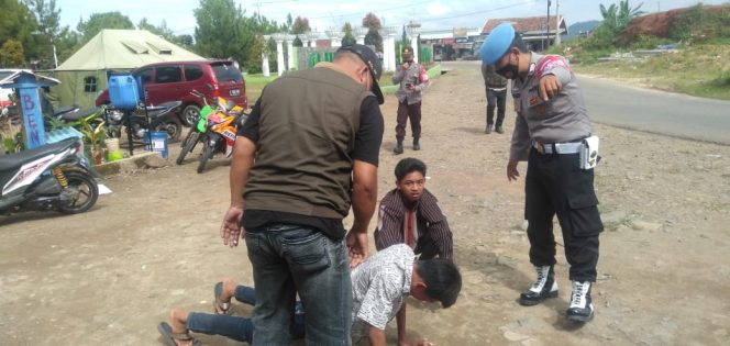 
					Gugus Tugas Covid 19 Talegong Garut Operasi Yustisi Masker