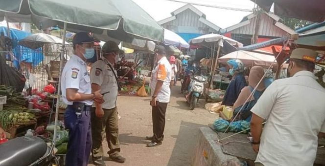 
					Gak Pakai Masker, Dua Warga Lokbin Blok C Pasar Minggu Kena Ciduk Satpol PP