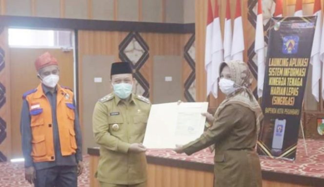 
					Kabupaten Siak Dapat Tambahan PAD 8,9 Milyar Dari Pajak Tol Ruas Pekanbaru-Dumai