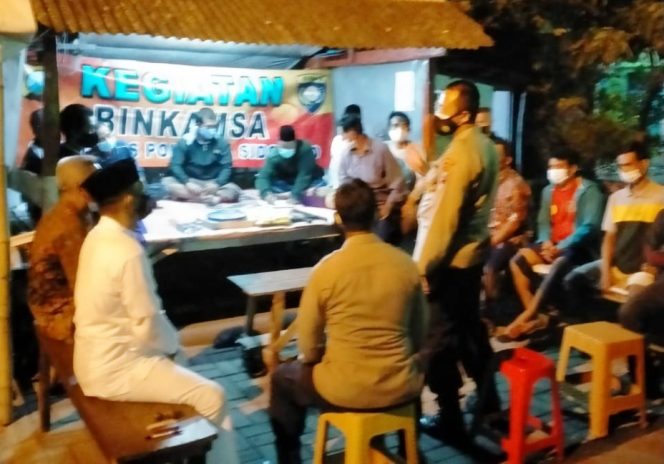 
					Satbinmas Polresta Sidoarjo Gelar Pembinaan Kamtibmas di RW 07 Kelurahan Urangagung