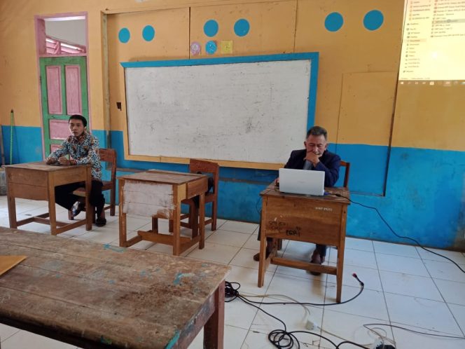 
					Tenaga Pendidik di Garut Selatan Dapat Pembinaan