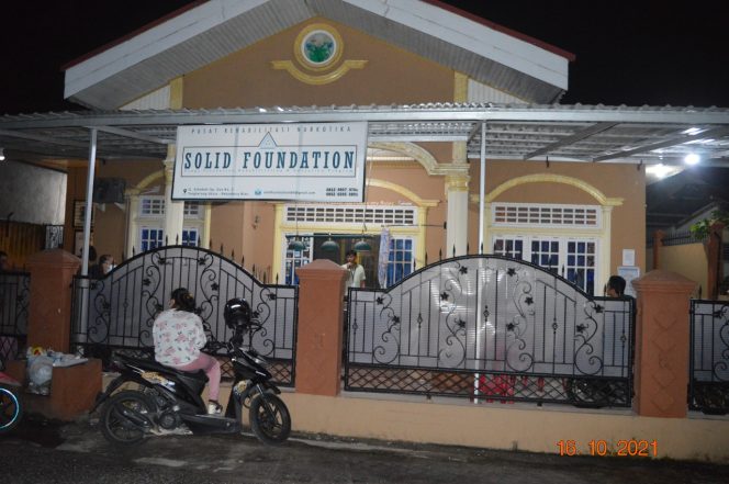 
					Diduga Langgar Prosedur, Yayasan Rehabilitasi Narkotika Solid Foundation Pekanbaru Lakukan Penangkapan dan Penahanan Seorang ABG