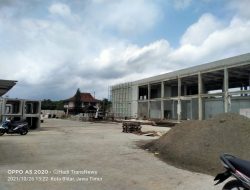 Pembangunan gedung dua lantai terminal kelas A Patria kota Blitar Jawa timur