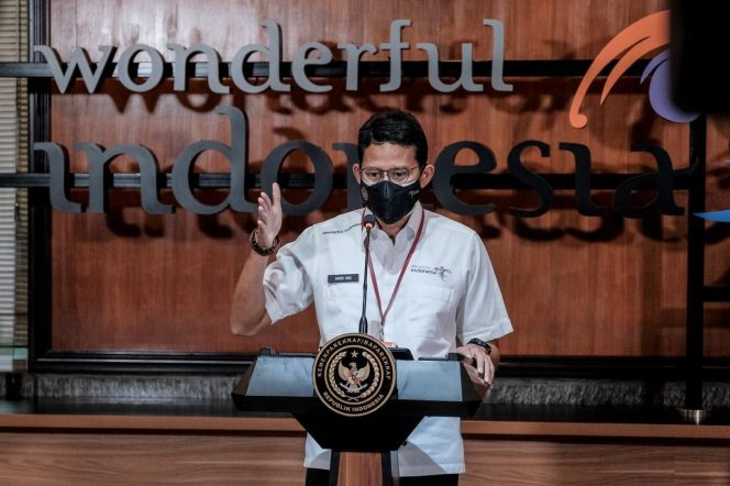 
					Menteri Pariwisata dan Ekonomi Kreatif/Kepala Badan Pariwisata dan Ekonomi Kreatif, Sandiaga Salahuddin Uno