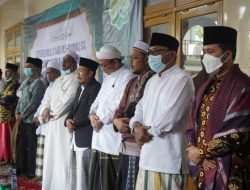 Wagub Jatim, Emil Elestianto Dardak saat menghadiri reses anggota DPRD Jatim, Aliyadi Mustofa di Kabupaten Sampang.