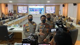 Kapolda Jatim, Irjen Pol Nico Afinta berikan arahan saat gelar pelatihan peningkatan kemampuan kepada seluruh Kapolsek dan Kasat se-Jatim, Rabu (3/11/2021).