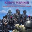 Wakasal, Laksamana Madya TNI Ahmadi Heri Purwono.saat meninjau LatopspurtaKorps Marinir Tahun 2021 di Gedung Mal Pelayanan Publik (MPP) Sidoarjo, Sabtu (6/11/2021).