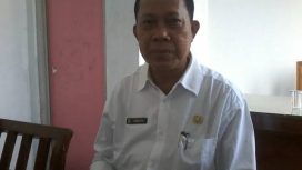 Sahata alias Apak, Kades Tambaksumur, Kecamatan Tirtajaya, Kabupaten Karawang.
