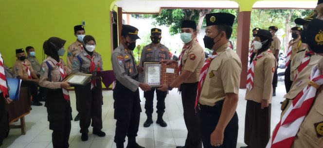 
					Polres Tulungagung Gelar Apel Besar Saka Bhayangkara, Generasi Milenial Pelopor Disiplin dan Patuh Hukum