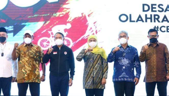 
					Gubernur Jawa timur Khofifah Indar parawansa, saat sosialisasi Perpres Nomor 86 tahun 2021 tentang Rencana Disain Besar Olahraga (DBON) di Hotel Fouble Tree Surabaya.(29/11/21).